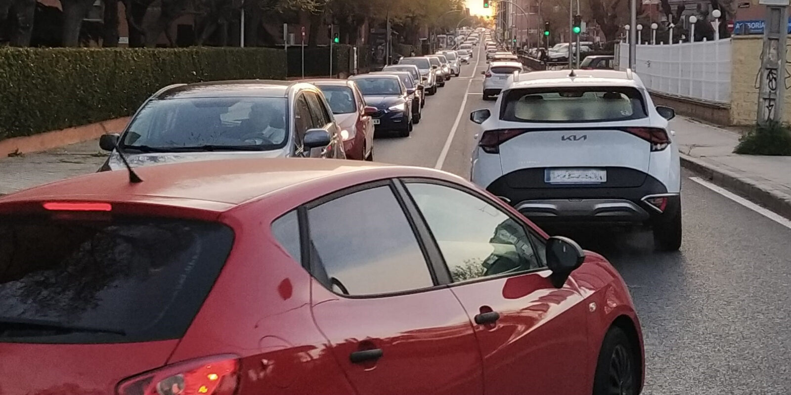Las asociaciones vecinales de Aluche y Campamento exigen que la carretera de Boadilla del Monte sea una calle saludable y segura y no lo que propone el actual soterramiento de la A5